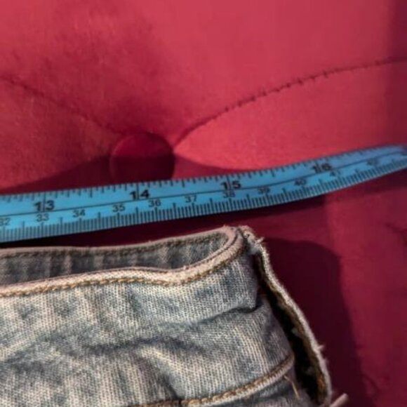 LEI boot cut denim jeans flowers on the side - Picture 7 of 7